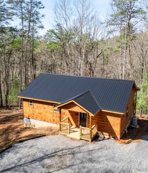 Side view of wooden cabin for blueridge mountain cabin rentals